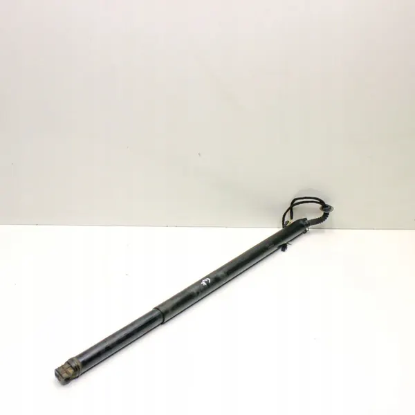 Skoda Octavia Mk3 Vänster Sida OEM 5E9827851B image 2