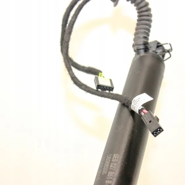 Skoda Octavia Mk3 Vänster Sida OEM 5E9827851B image 5