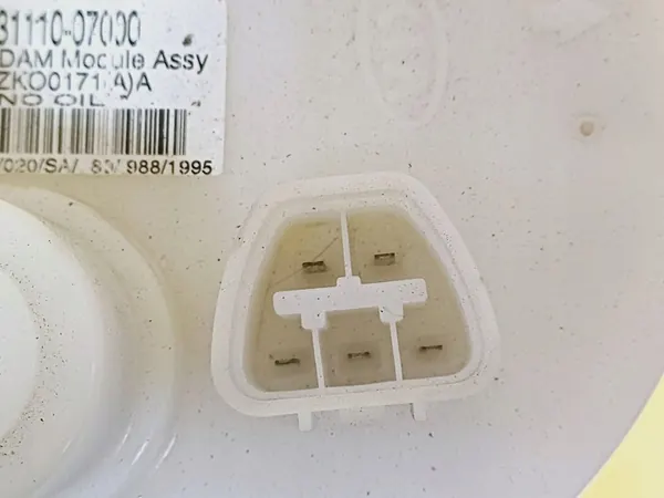 Bomba de Combustível Kia Picanto 1.1B 31110-07000 image 4