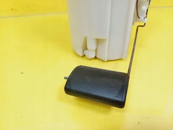 Bomba de Combustível Kia Picanto 1.1B 31110-07000 image 6