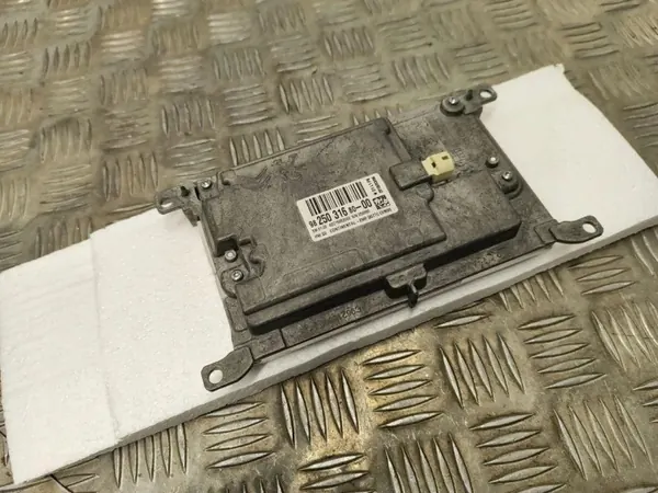 Écran de navigation OEM 9825031680 pour Peugeot Expert image 6