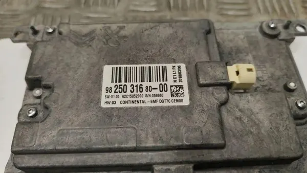 Écran de navigation OEM 9825031680 pour Peugeot Expert image 9