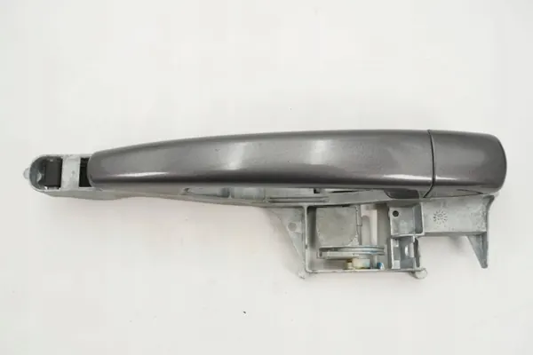 OEM 9680168580 Oikea Etuovikahva Peugeot 2008 image 2