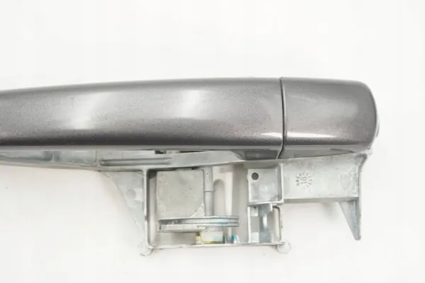 OEM 9680168580 Oikea Etuovikahva Peugeot 2008 image 3