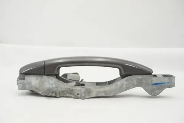 OEM 9680168580 Oikea Etuovikahva Peugeot 2008 image 4