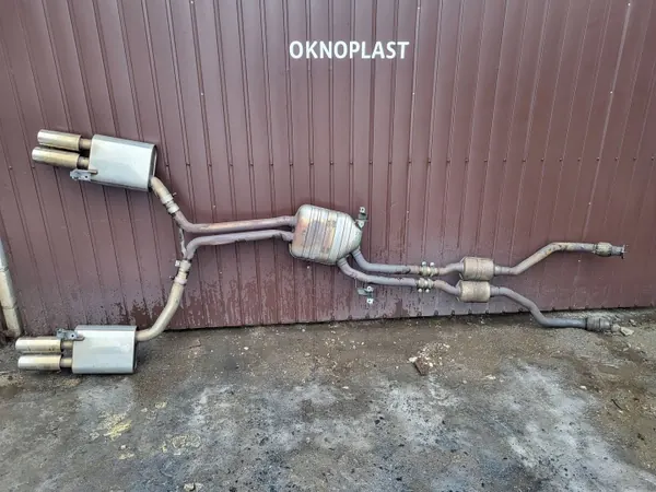 Audi S5 8T Pakoputken Vaimennin OEM 8K0253411 image 2