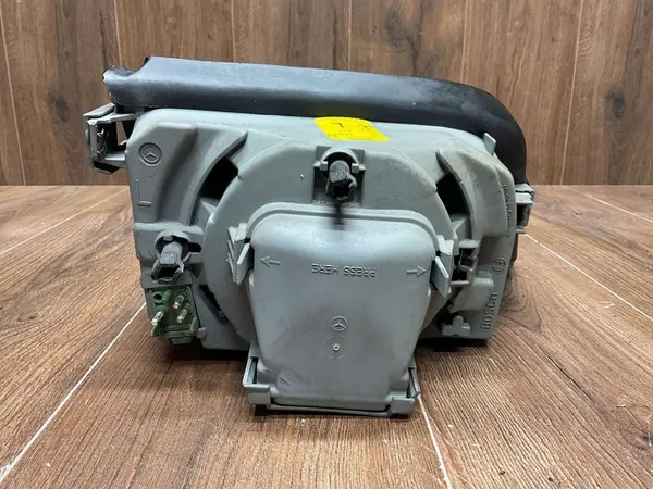 Vasen ajovalaisin R129 SL500 USA image 4