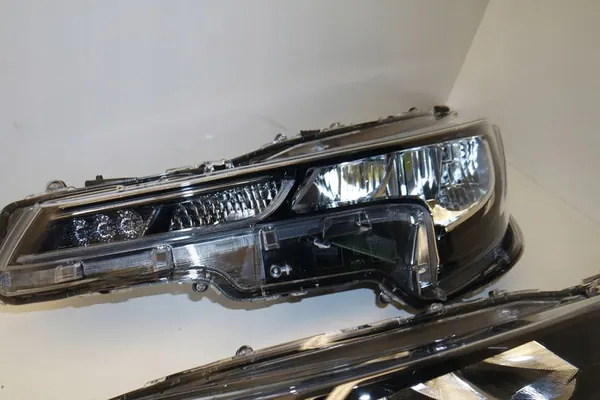 Conjunto de faros delanteros Toyota Corolla E210 E21 2021 OEM image 2