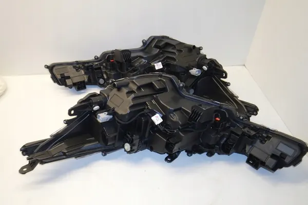 Conjunto de faros delanteros Toyota Corolla E210 E21 2021 OEM image 5