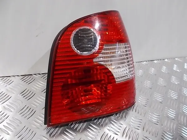 Lámpara Trasera Derecha VW Polo IV 2002-2005 OEM 6Q6945096B image 3