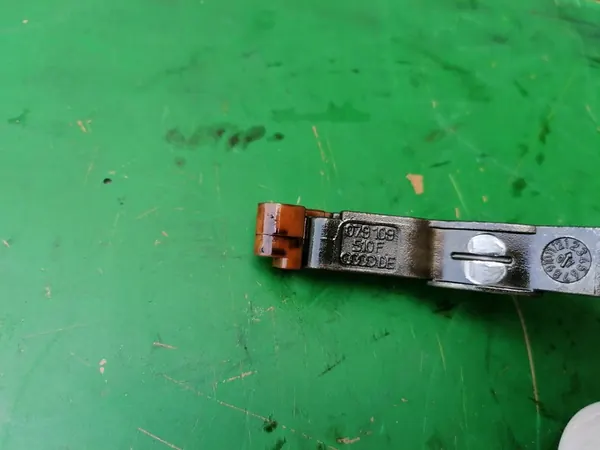 Audi OE 079 109 510M Kiristysrauta, Jakohihna image 5