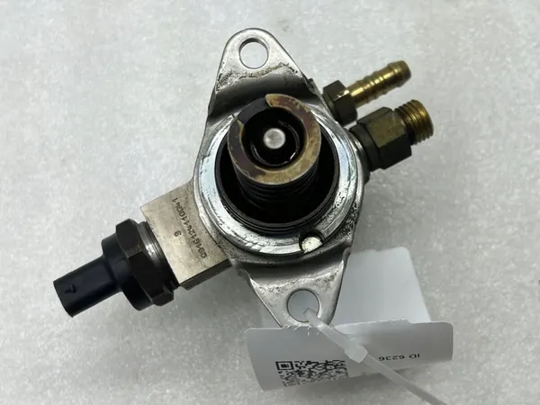 Hochdruckpumpe Volkswagen OE 03C 127 026E image 4