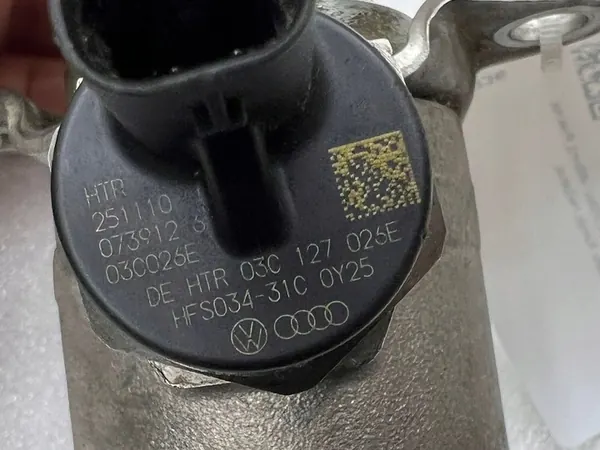 Hochdruckpumpe Volkswagen OE 03C 127 026E image 5