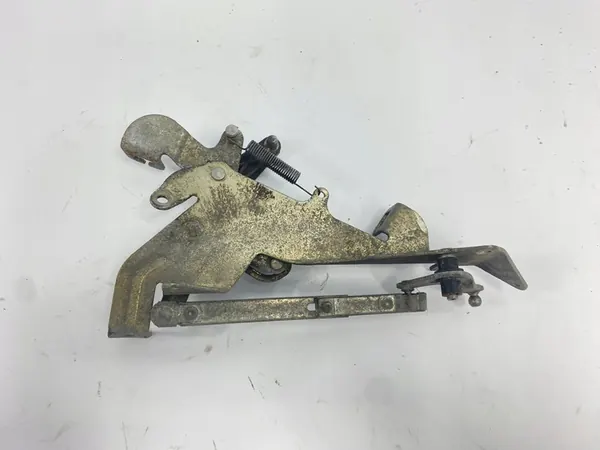 Gaspedalmekanism Mercedes W124 M104 image 9