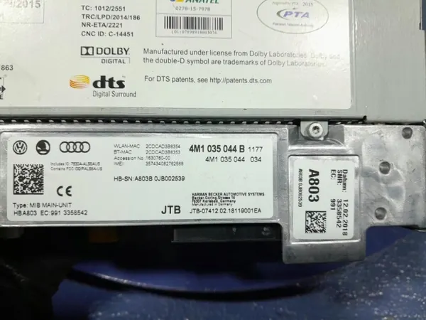 Audi Q7 II Multimediastation OEM 4M1035044B image 6