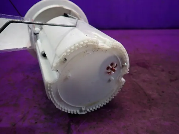 PEUGEOT 207 06-09 1.4 VTI Brandstofpomp 9684934480 4 PIN image 4