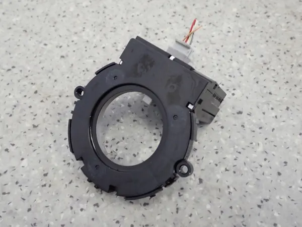 Suzuki Swift MK7 10- Sensor Ângulo Direção 37440-68L00 image 3