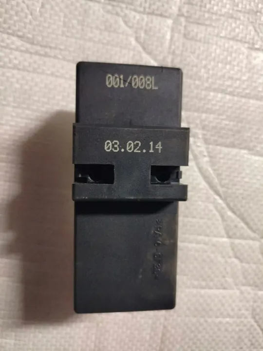 Módulo controlo ventoinha OEM 1J0919506L para Audi A3 8L image 3