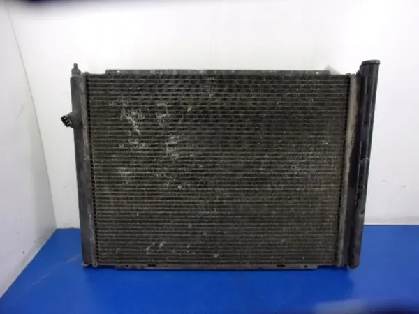 VW Transporter T3 1.6D Vattenkylare OEM CADILAK-Bochnia-360220- image 2
