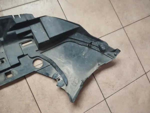 OEM 32345494 Volvo XC40 Rejilla Radiador 2018- image 3