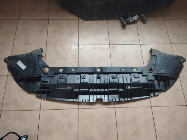 OEM 32345494 Volvo XC40 Rejilla Radiador 2018- image 5