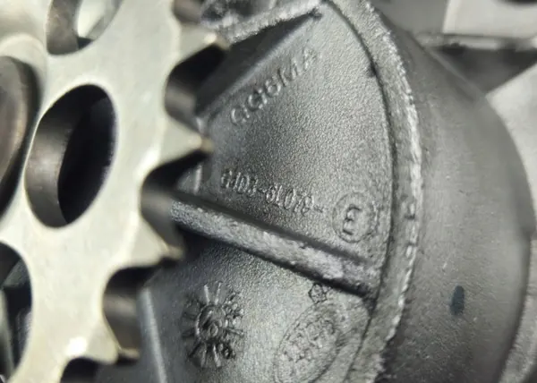 Jaguar oljepump OEM G4D36L079E - Begagnad originaldel image 6