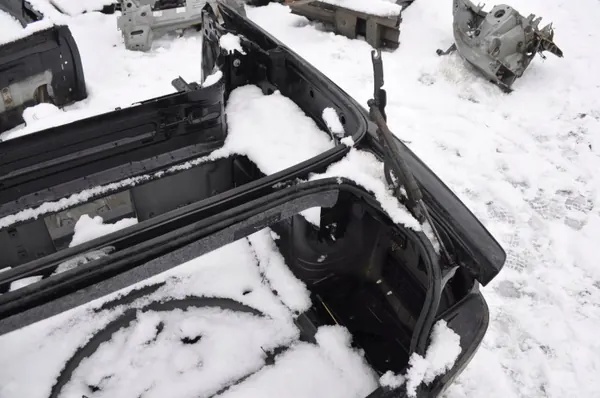 Panneau latéral arrière BMW M3 E46 Cabrio OEM DUP. image 5