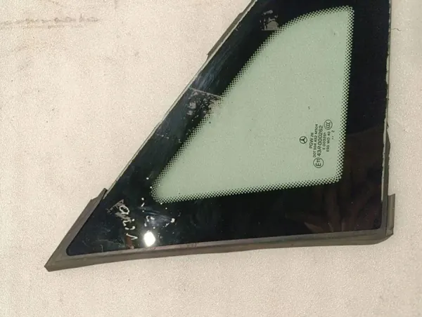 Gebrauchte rechte Frontscheibe OEM DOT904AS2M504 Mercedes-Benz image 3