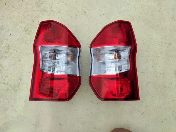 Vänster lampa Ford Transit Tourneo Courier 14+ OEM image 8