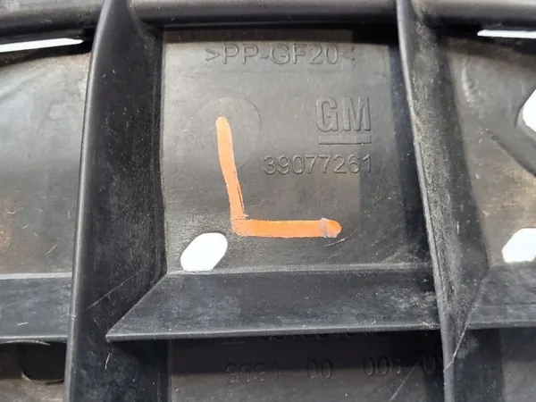 Opel Insignia B puskurin alasuojus OEM 39077261 image 9
