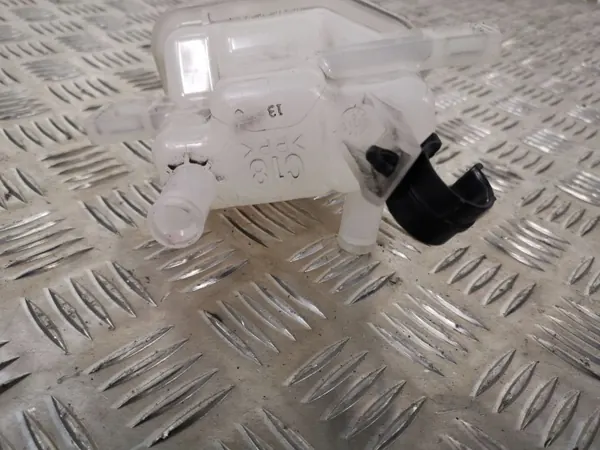 Utjämningstank OEM FBZ4803 Toyota Prius 2017 image 3