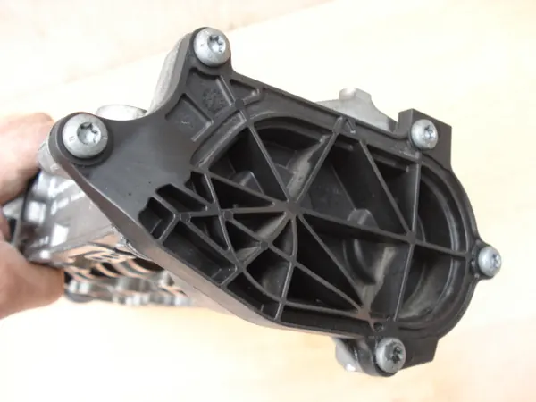 Culasse Audi A4 B9 2.0TDI OEM 05L103308S image 6