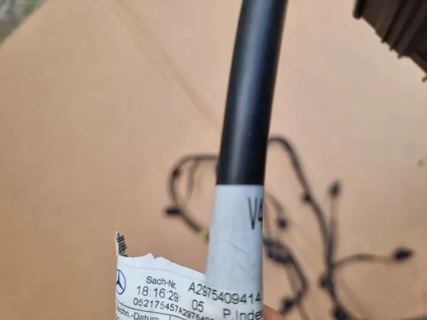 Harness de cables PDC parachoques OEM A2975409414 - Usado image 5