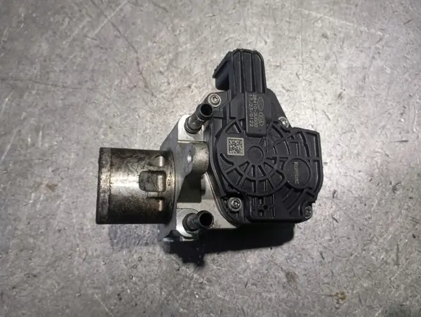 Válvula EGR OEM 284102U000 para Kia Optima IV image 2