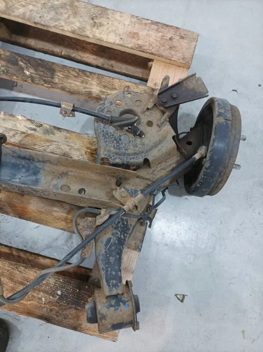 Bakaxelns fjädringsbalk OEM 5907911237370 Mitsubishi image 5