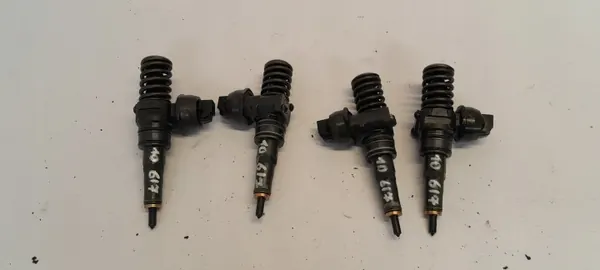Inyector VW TOURAN I 1.9 TDI OEM 038130073AG image 2