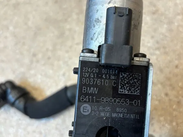 Válvula da bomba de água OEM 9037610 para BMW G20 G21 image 5