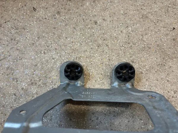 Válvula da bomba de água OEM 9037610 para BMW G20 G21 image 7