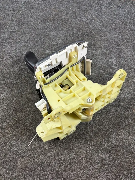 Kia Sorento I Lift Växelspak OEM A3E74 111 image 5