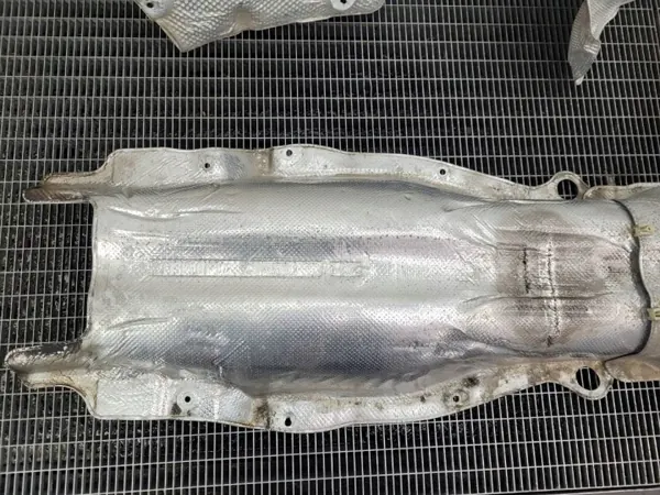 Protector térmico OEM 7227524 para BMW 5 F10 F11 image 7