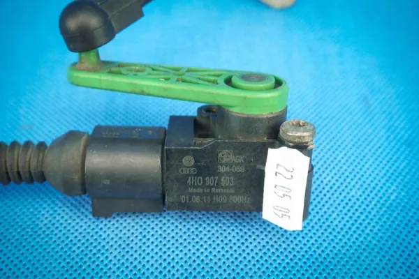 Audi OEM 4H0941309C Ajovalotasonanturi image 4