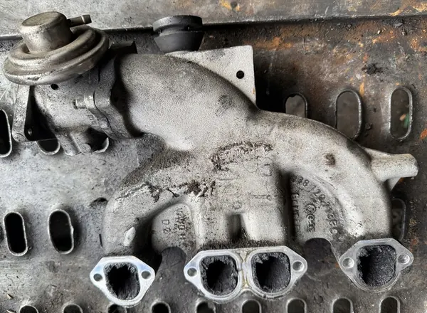 Coletor de admissão Skoda Roomster 1.9 TDI image 3