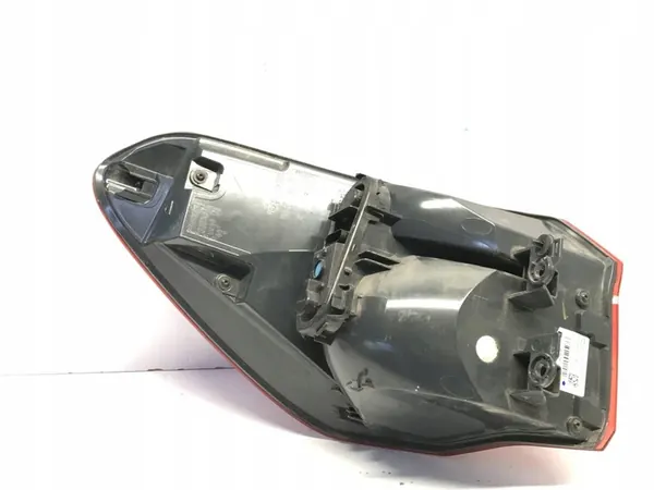 BMW X1 F48 2.0 D 4X4 Lámpara Trasera Derecha 7488546 image 8