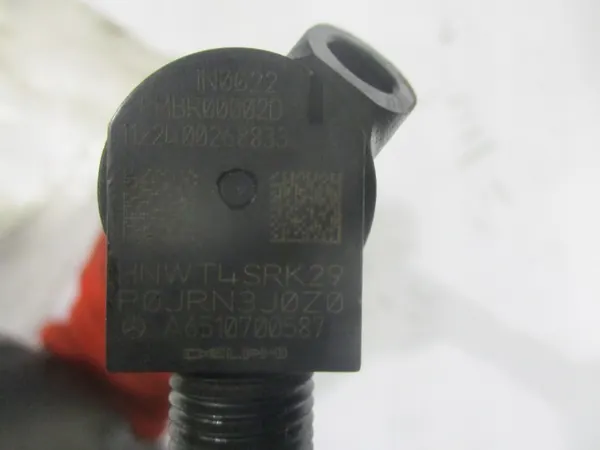 Injecteur Mercedes Sprinter 906 2.2 CDI OEM A6510700587 image 4