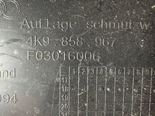 Suelo de maletero Audi A6 C8 OEM 4K9858967 - Usado image 3