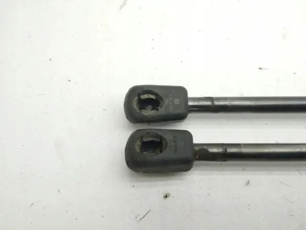 Actuador de maletero derecho OEM A2049802264 Mercedes-Benz image 4
