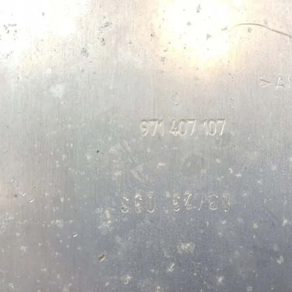 OEM 971407107 Fram stabilisatorfäste Porsche Panamera image 7