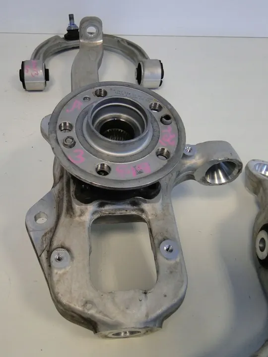 Mercedes-Benz OE A1673300800 Braccio Sospensione Anteriore image 2