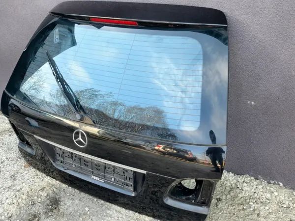Mercedes W211 Portón Lift - OEM Negro - Usado image 4