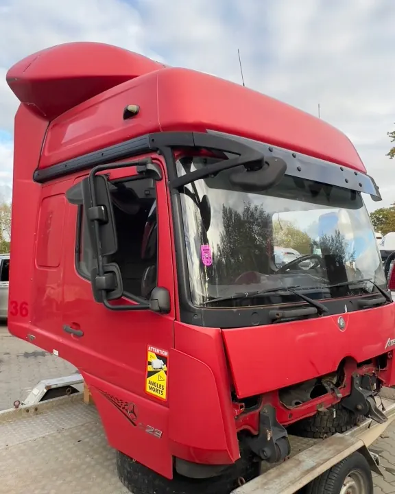 Schlafkabine Mercedes Atego Euro 6 - OEM Sypialna image 2